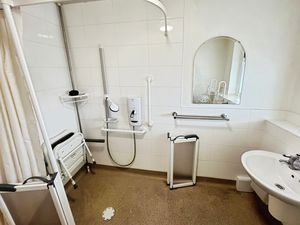 Wet room- click for photo gallery